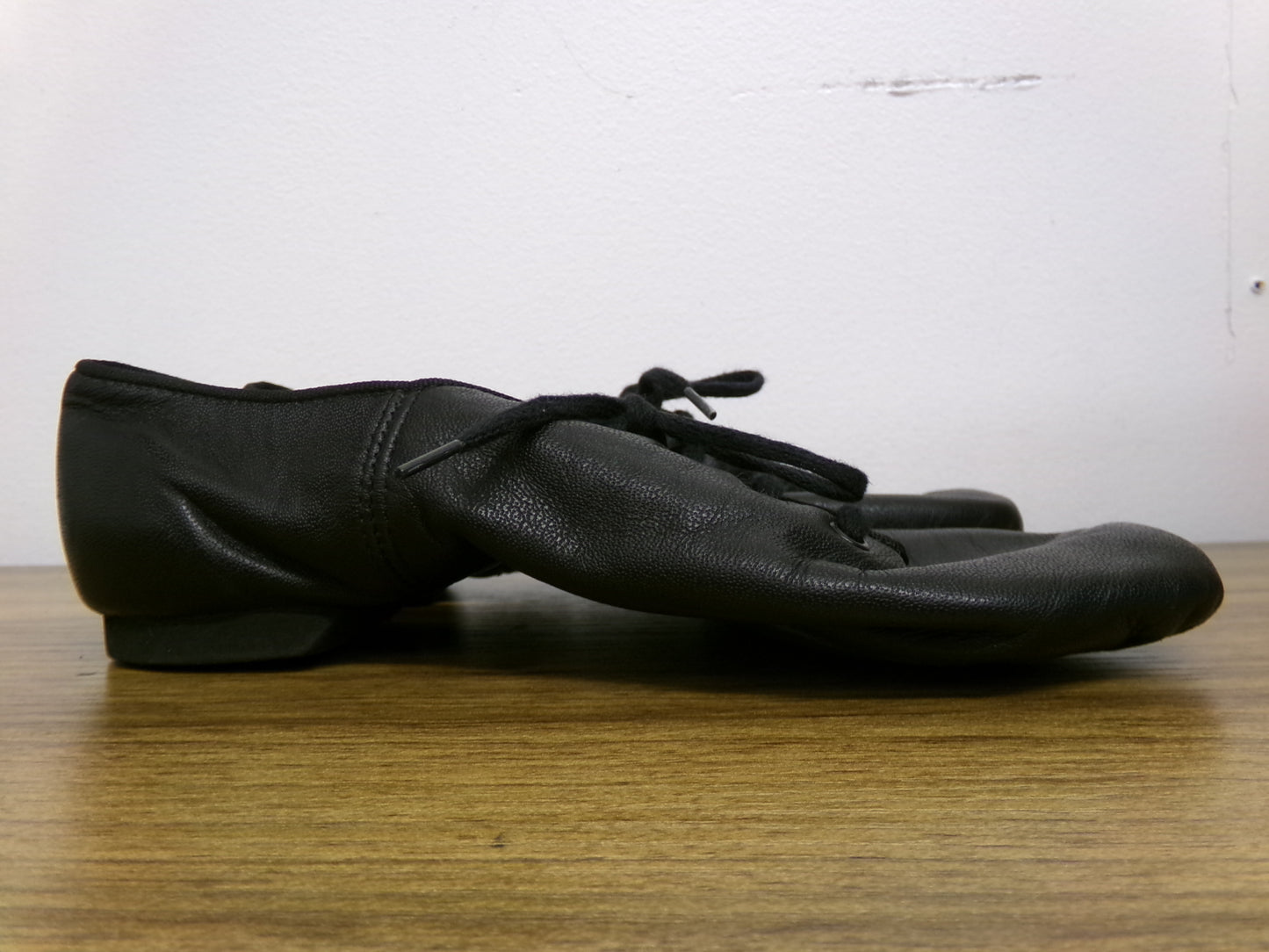 Pre-Owned Tap Shoes Capezio Adult 5W Oxford Leather Lace Up Full Sole