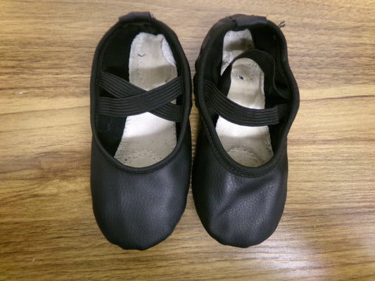 Pre-Owned Ballet Shoes Stelle Child 10M Leather Single Strap Full Sole Black