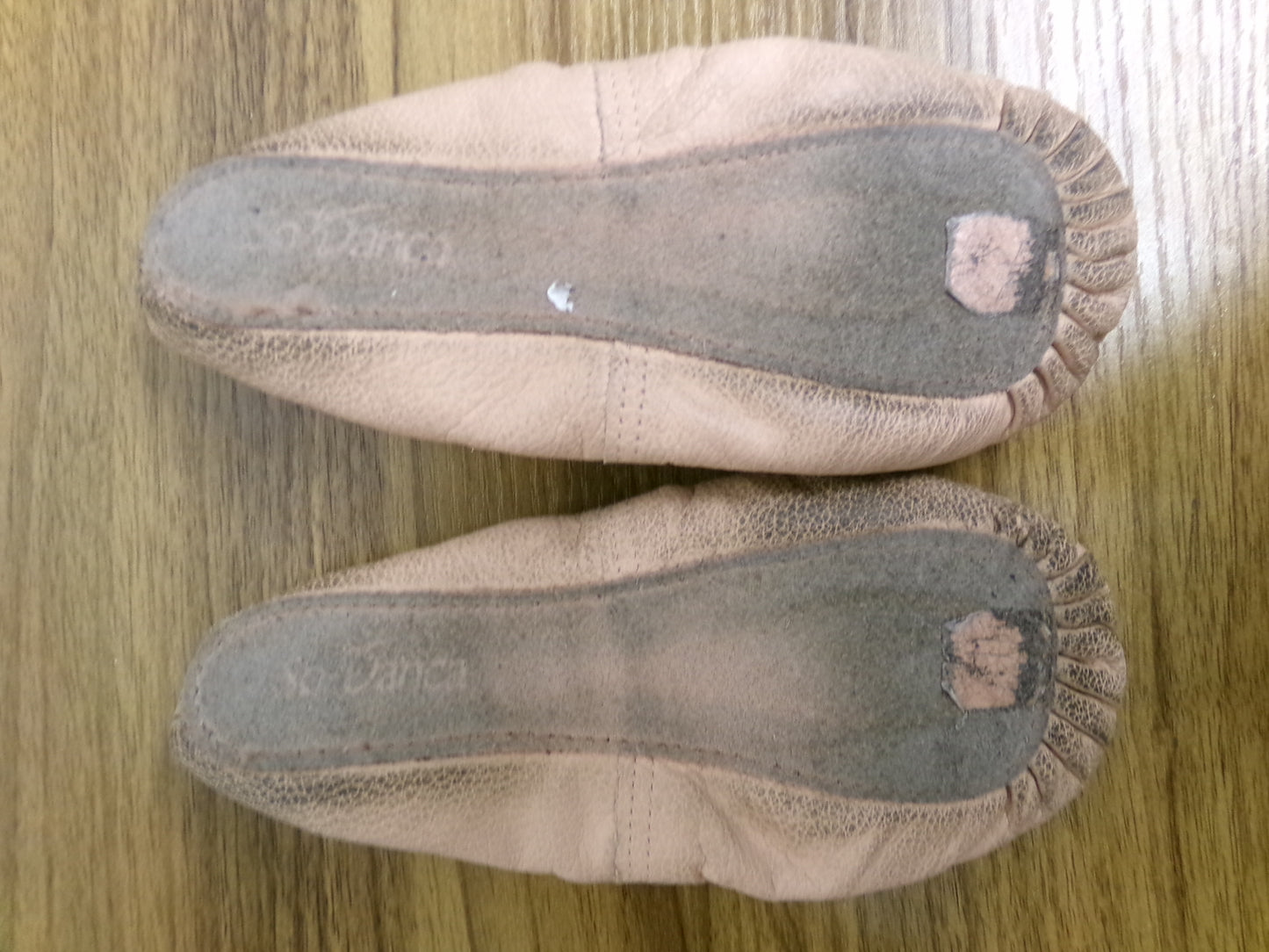 Pre-Owned Ballet Shoes SoDanca Big Kid 13M Pull On Leather Single Strap Full Sole