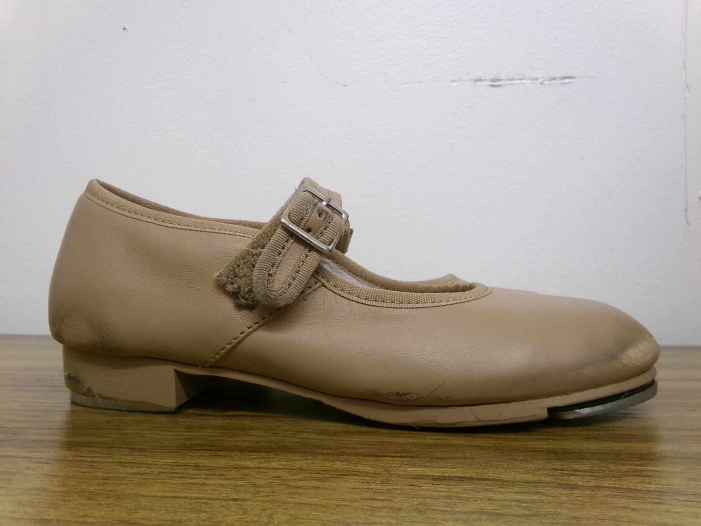 Pre-Owned Tap Shoes Capezio Toddler 13 Jane Leather Buckle Tan