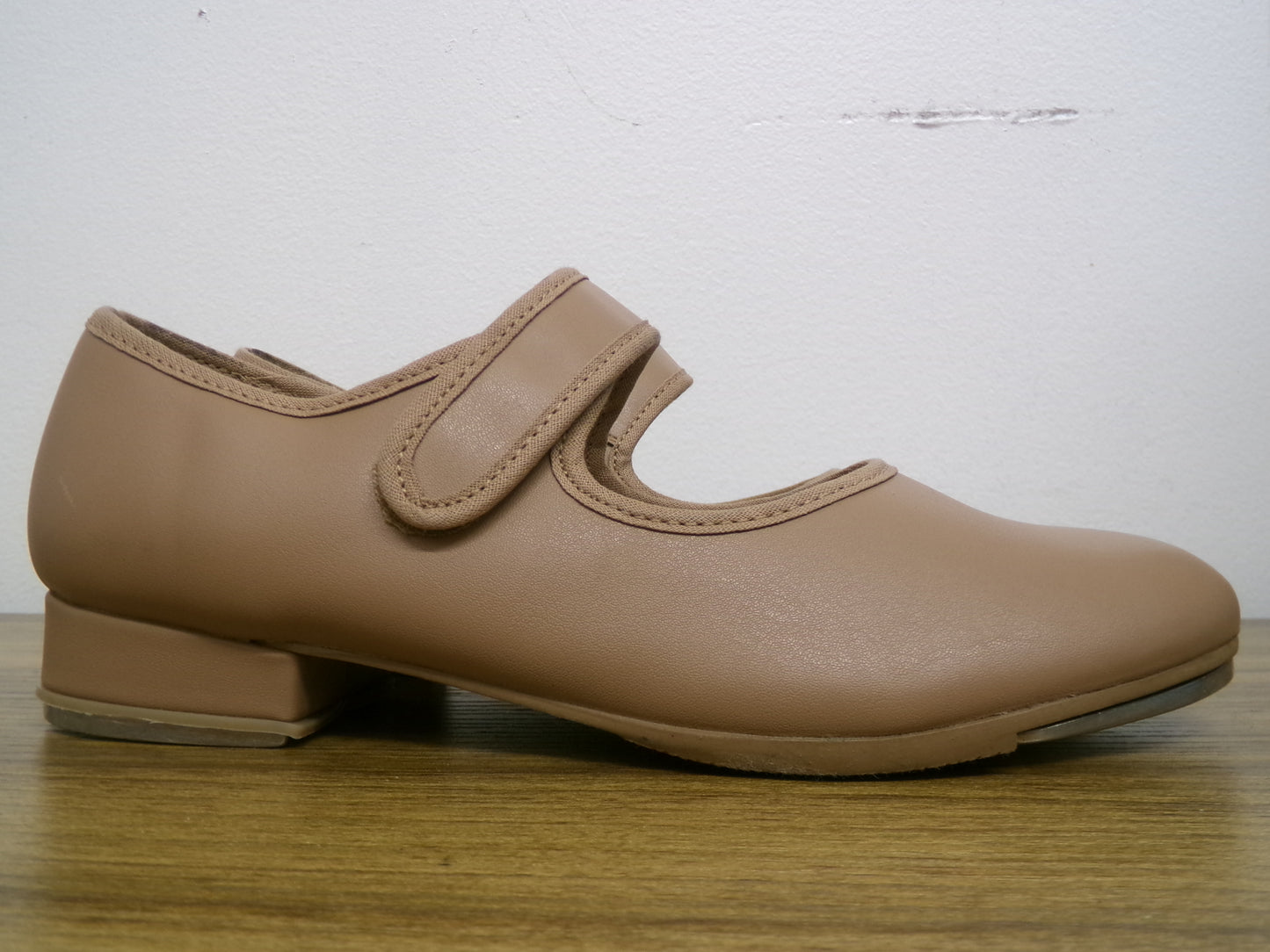 Dance Tan Tap Shoes SoDanca Youth 4.5M Mary Jane Leather Loop Strap