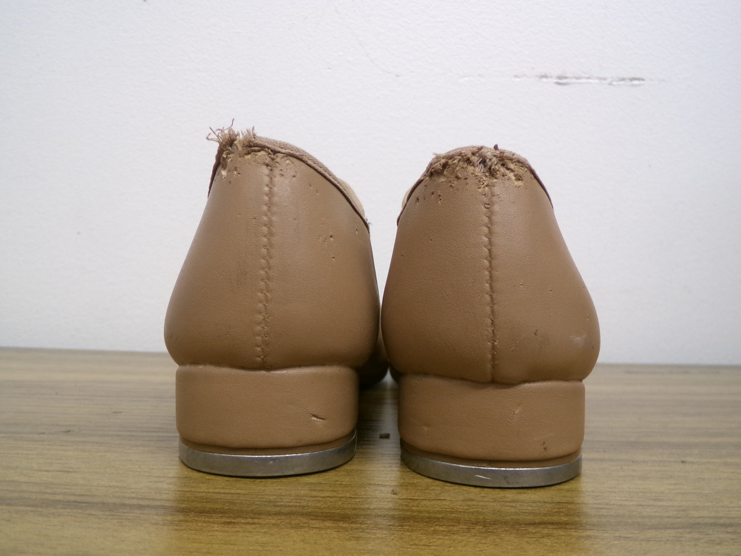 Dance Tan Tap Shoes SoDanca Youth 4M Mary Jane Leather Loop Strap