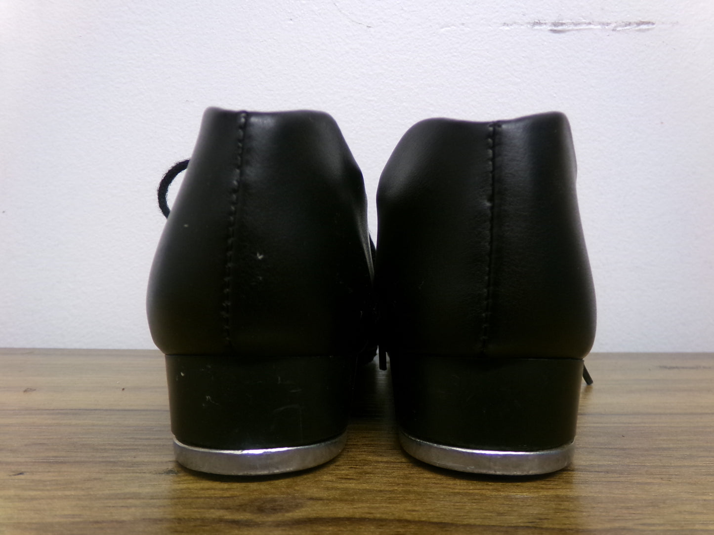 Dance Tap Shoes 11M Youth Capezio 443 Student Lace Up Black Full Sole