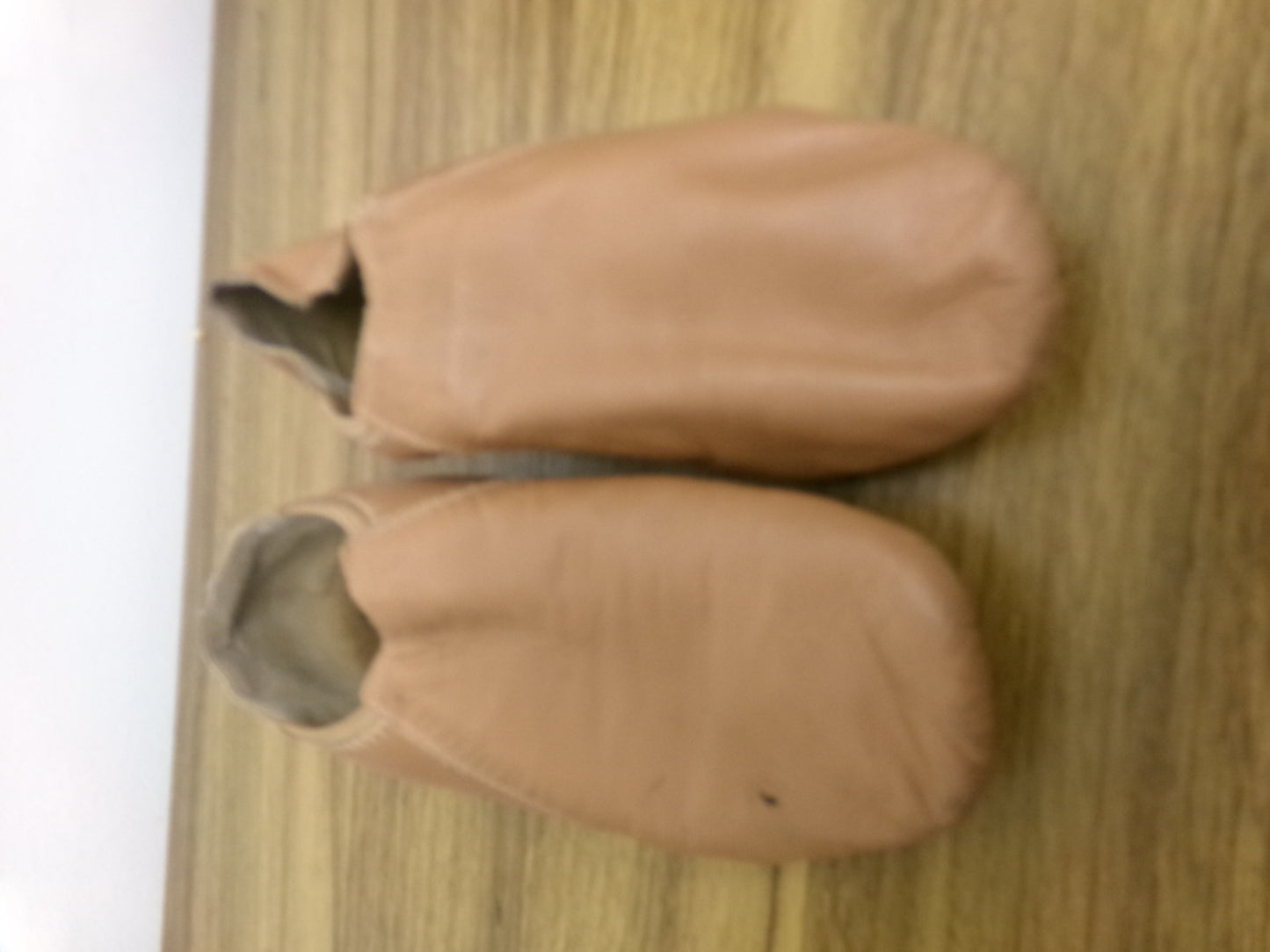 Pre-Owned Jazz Shoes So Danca 6M JZ43 Tan Adult Pull On Leather Split Sole