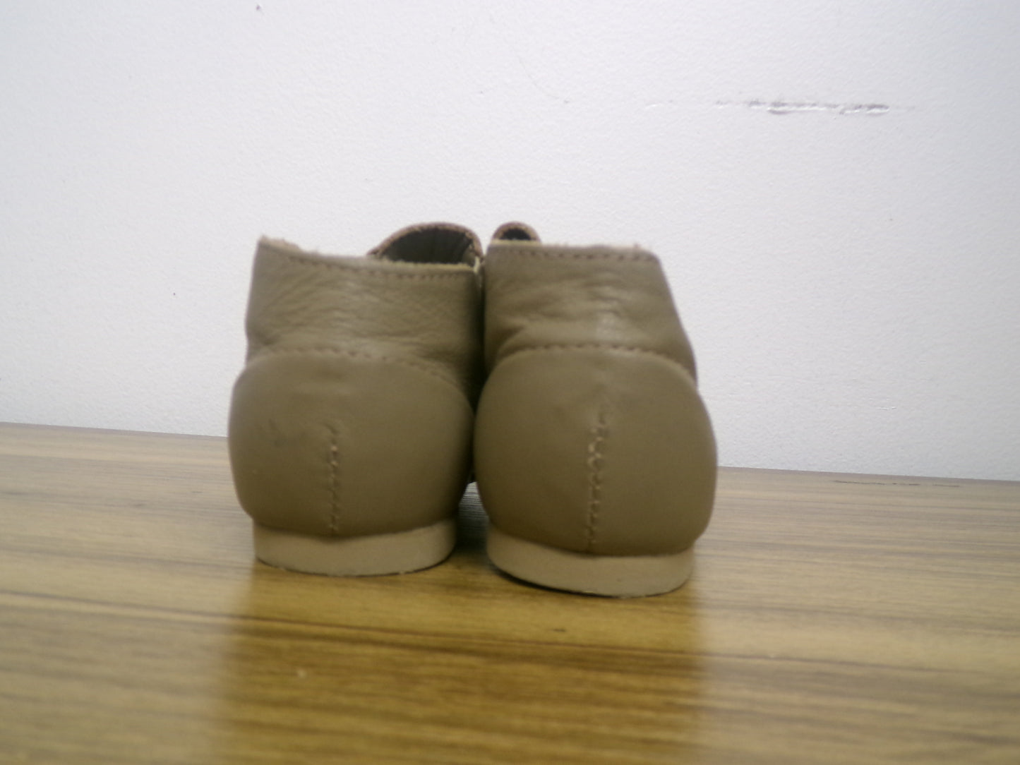 Pre-Owned Jazz Shoes Capezio 12.5 Adult 11M Tan Leather Split Sole