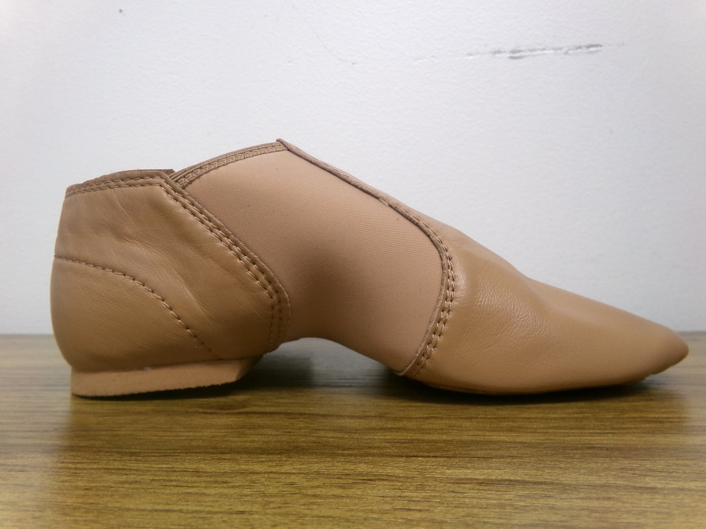 Pre-Owned Jazz Shoes Dance Class Girls 3M Child Slip On Leather Split Sole