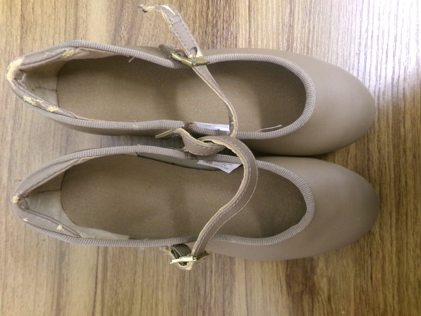 Pre-Owned Tan Tap Shoes Danshuz 753 Youth 4M Mary Jane Buckle