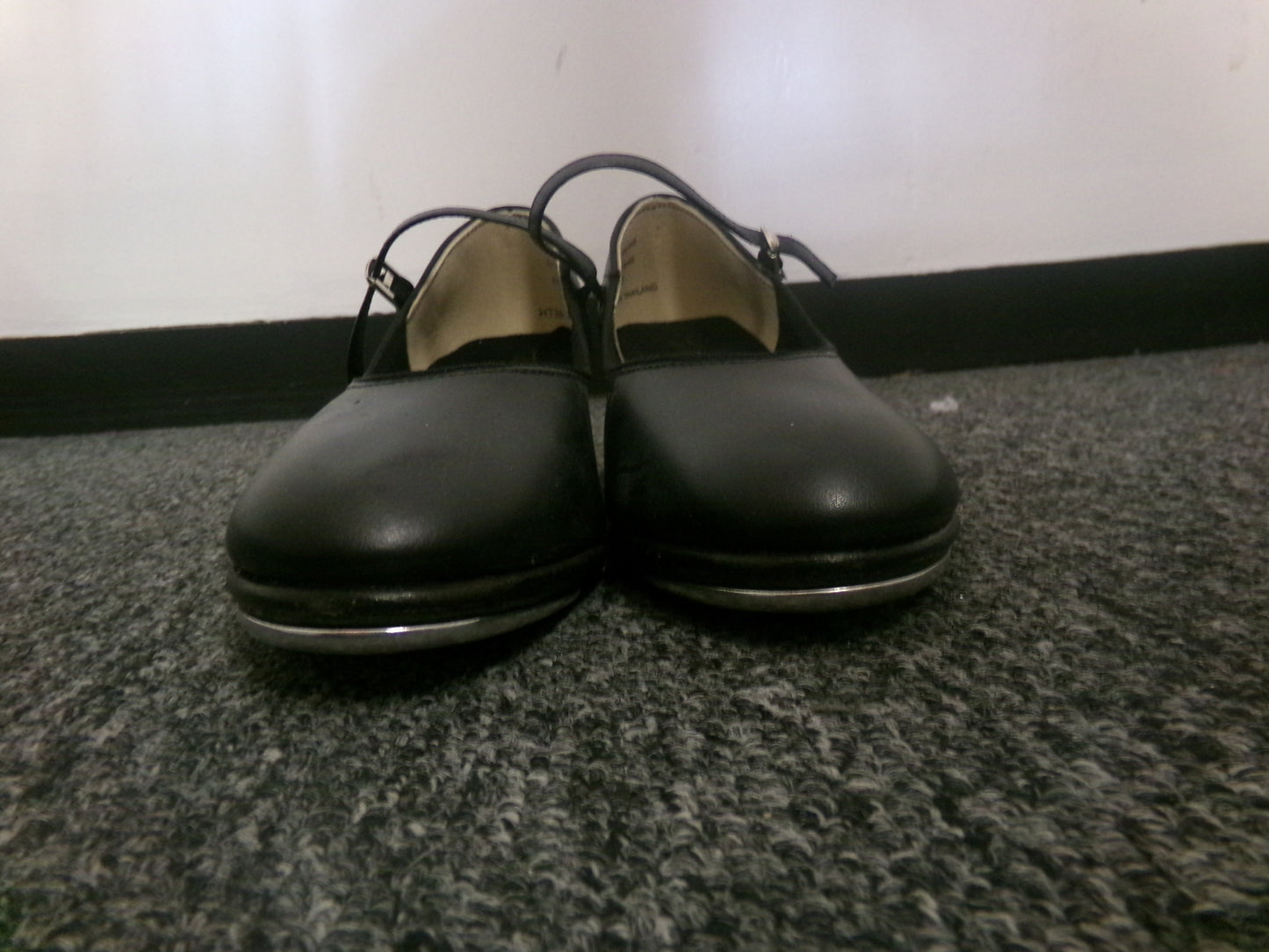 Pre-Owned Tap Shoes Theatricals Women's 6M 1.5" Heel Leather Buckle Black