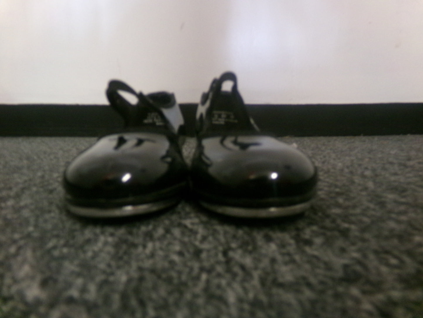 Pre-Owned Tap Shoes Capezio Big Kids 13.5M Tyette Man Made Elastic Student