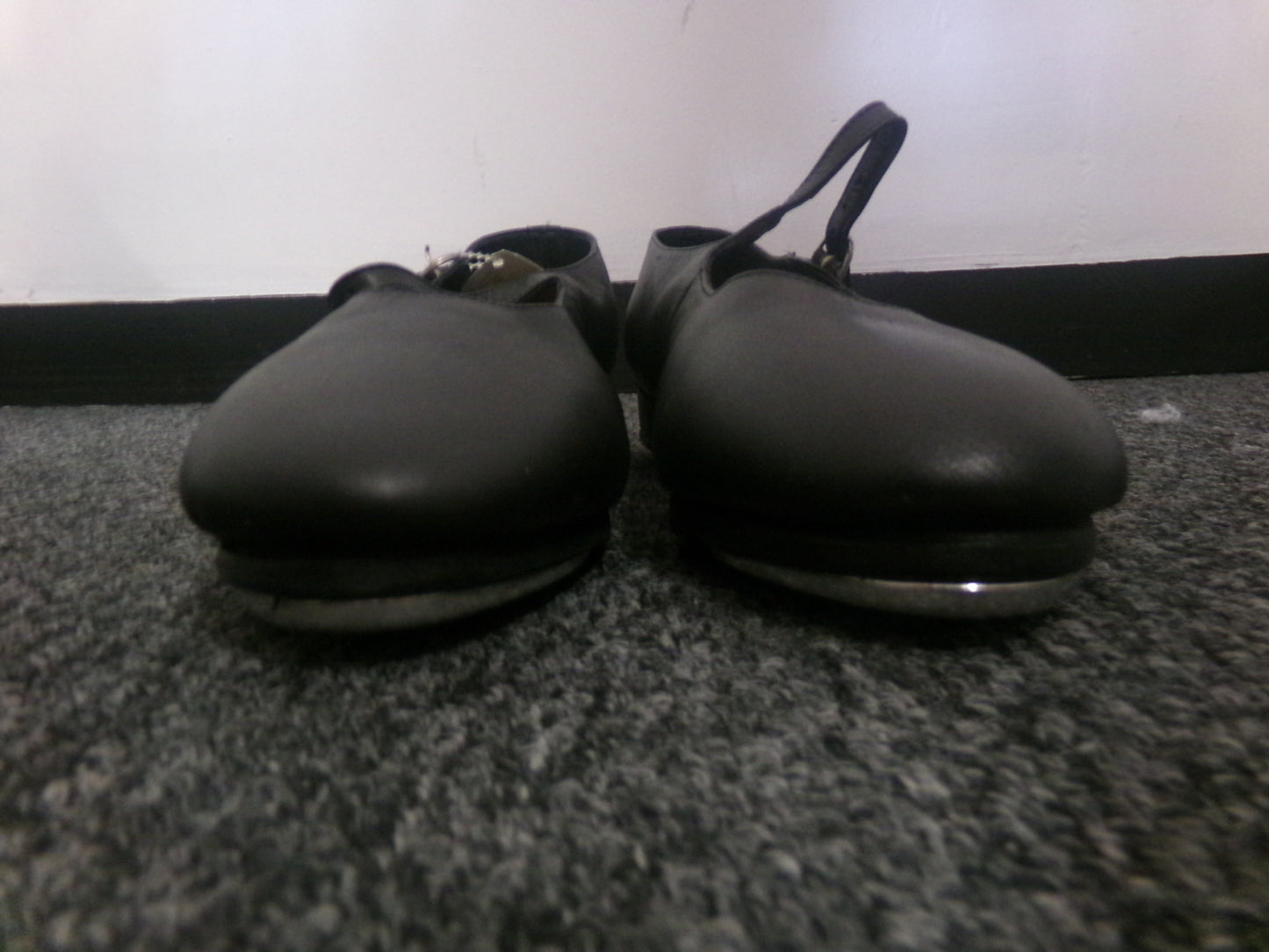 Pre-Owned Black Tap Shoes Leo's 8.5M Mary Jane Leather