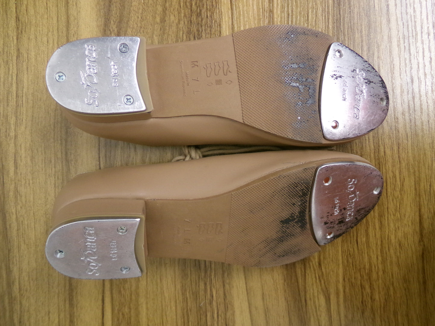 Pre-Owned Tap Shoes SoDanca Adult 7M Oxford Leather Lace Up Student