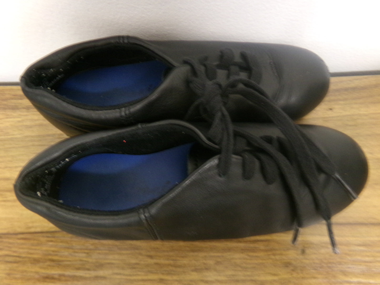 Pre-Owned Tap Shoes Capezio Big Kid 2M Youth Oxford Leather Lace Up Split Sole