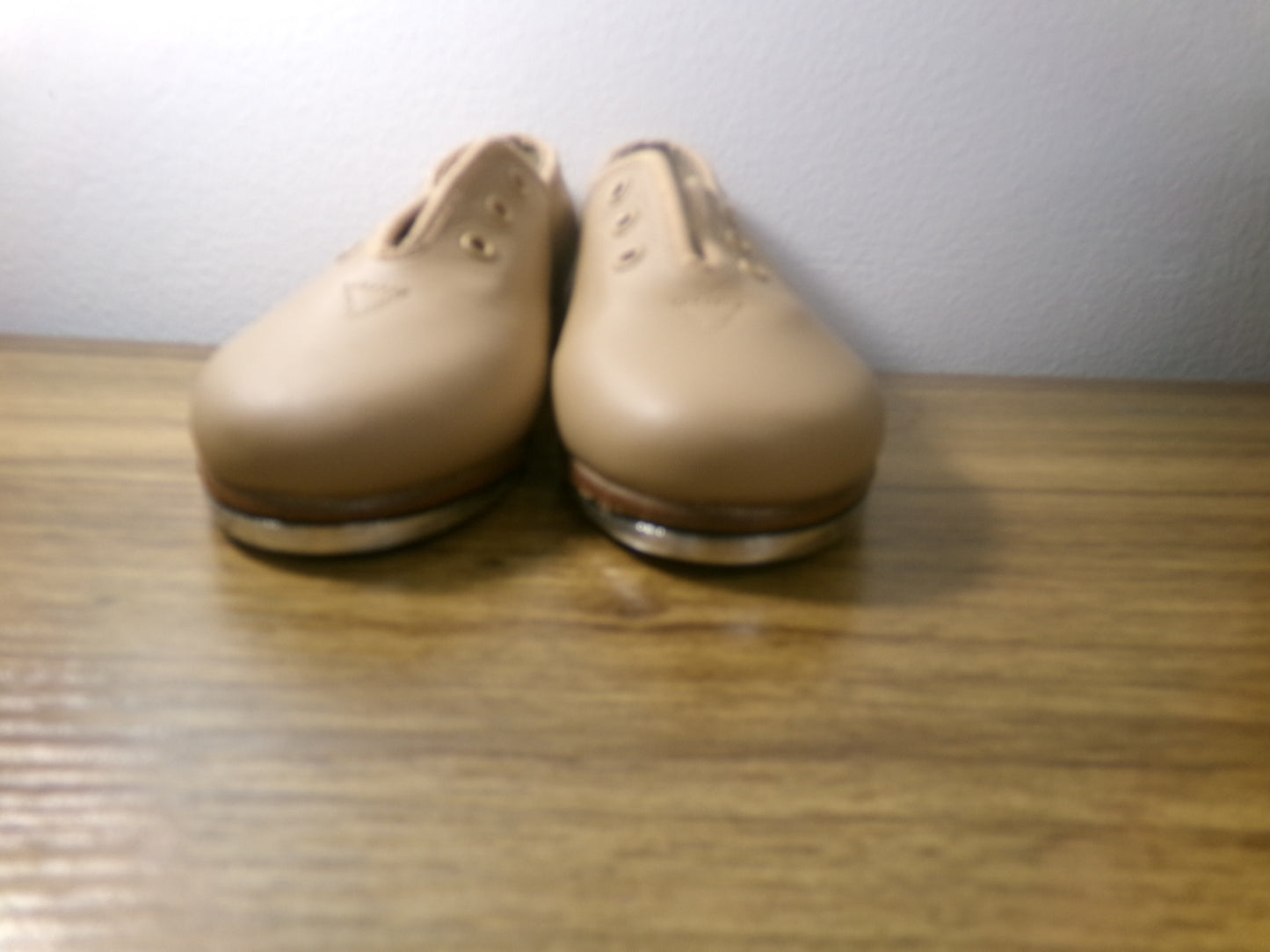 Pre-Owned Tap Shoes Bloch Adult 10M Tan Toddler Oxford Leather Lace Up Full Sole