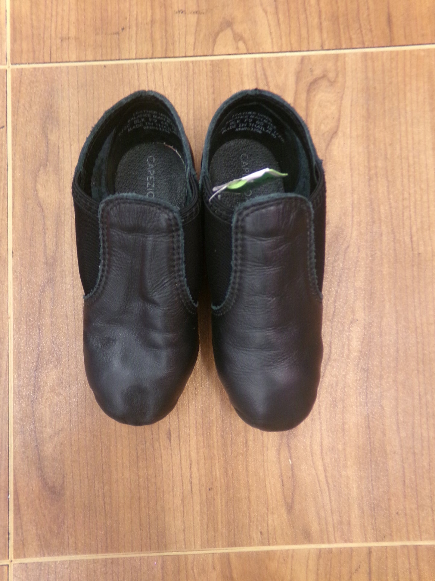 Pre-Owned Jazz Shoes Dance Class Toddler 10M Child Slip On Leather Split Sole