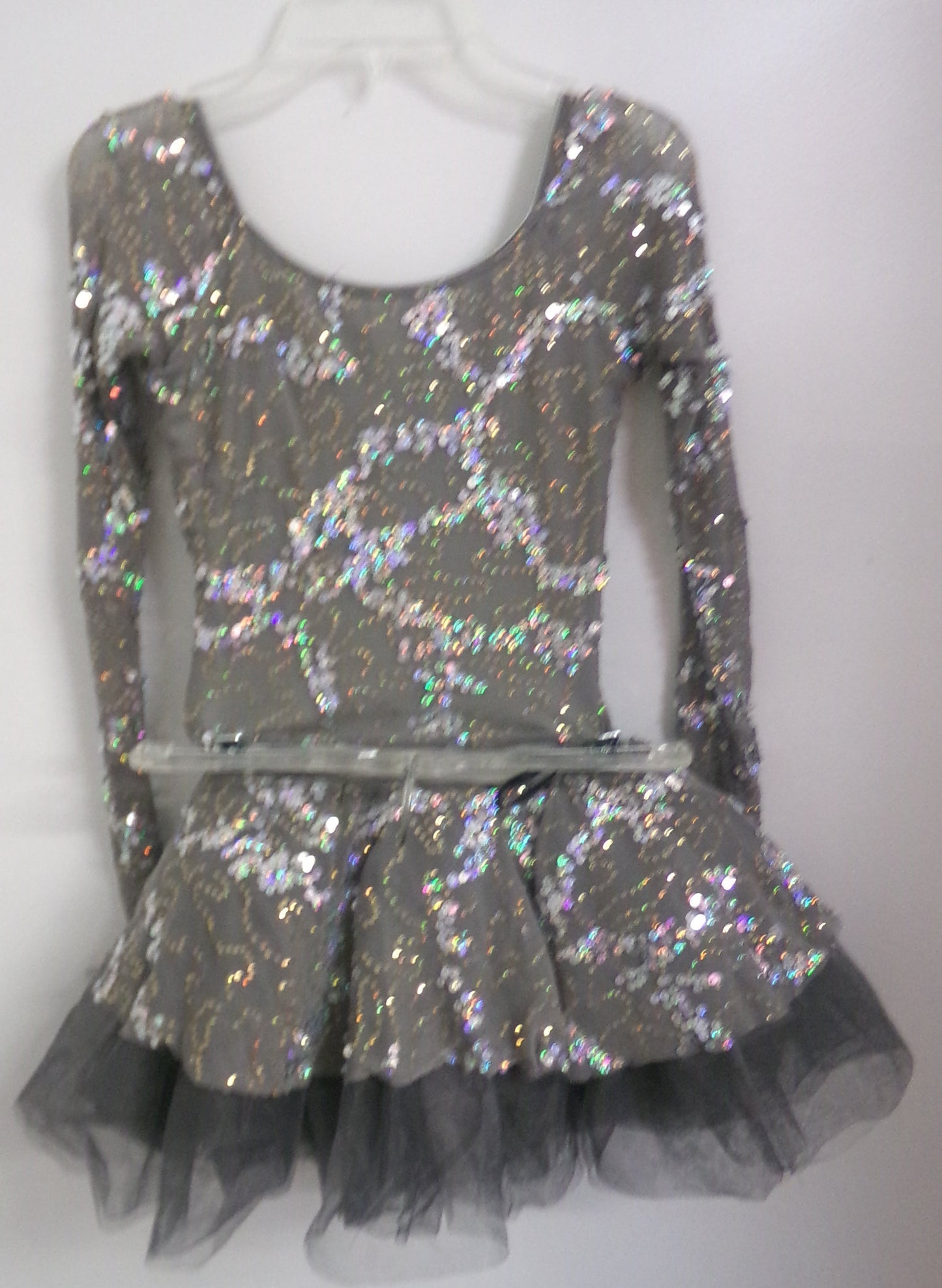 Pre-Owned Costume Small Adult Gray Revolution RC18644 Jazz Lyrical Ballet Tutu Long Sleeve Sequin