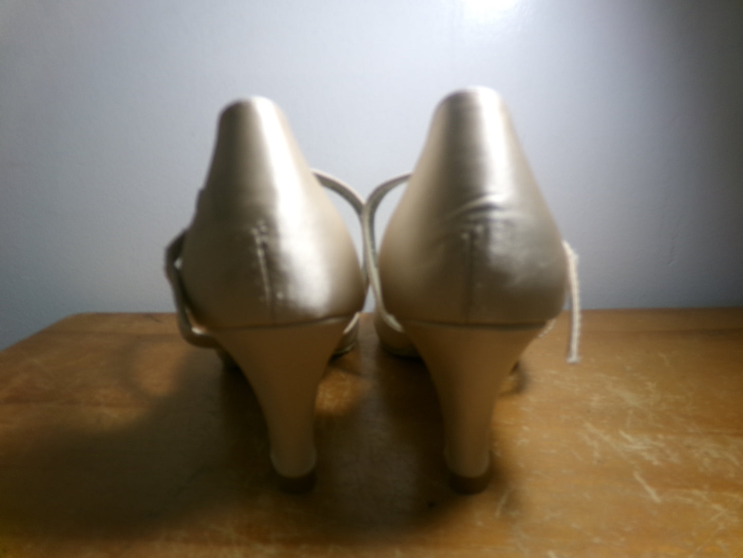 Pre-Owned Ballroom Shoes So Danca BL156 Rebecca Champagne 6M Adult
