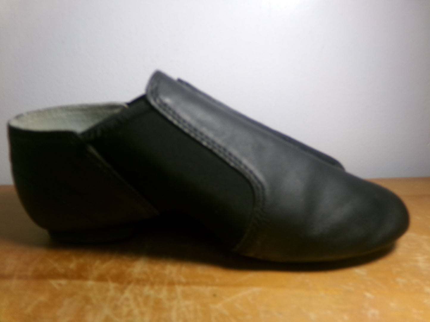 Pre-Owned Jazz Shoes Dance Class Adult 6M Slip On Leather Split Sole