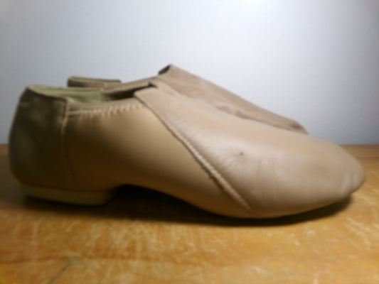 Pre-Owned Jazz Shoes So Danca JZ43 8W Adult Tan Pull On Leather Split Sole