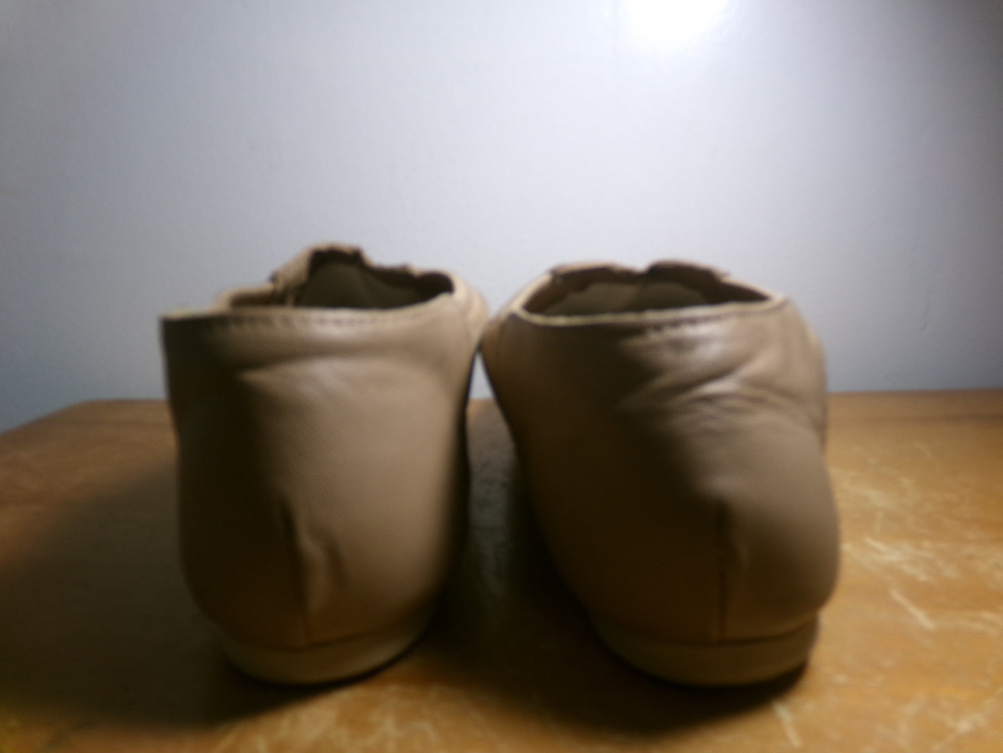 Pre-Owned Jazz Shoes So Danca JZ43 8W Adult Tan Pull On Leather Split Sole