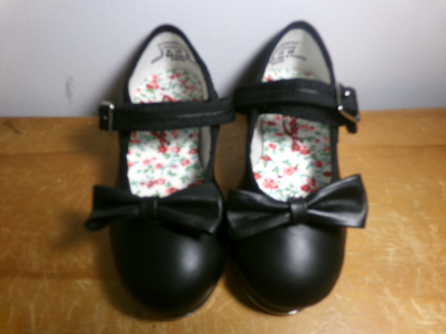 Pre-Owned Tap Shoes Capezio 3800 9M Little Kids Black Mary Jane Leather Easy Strap Student