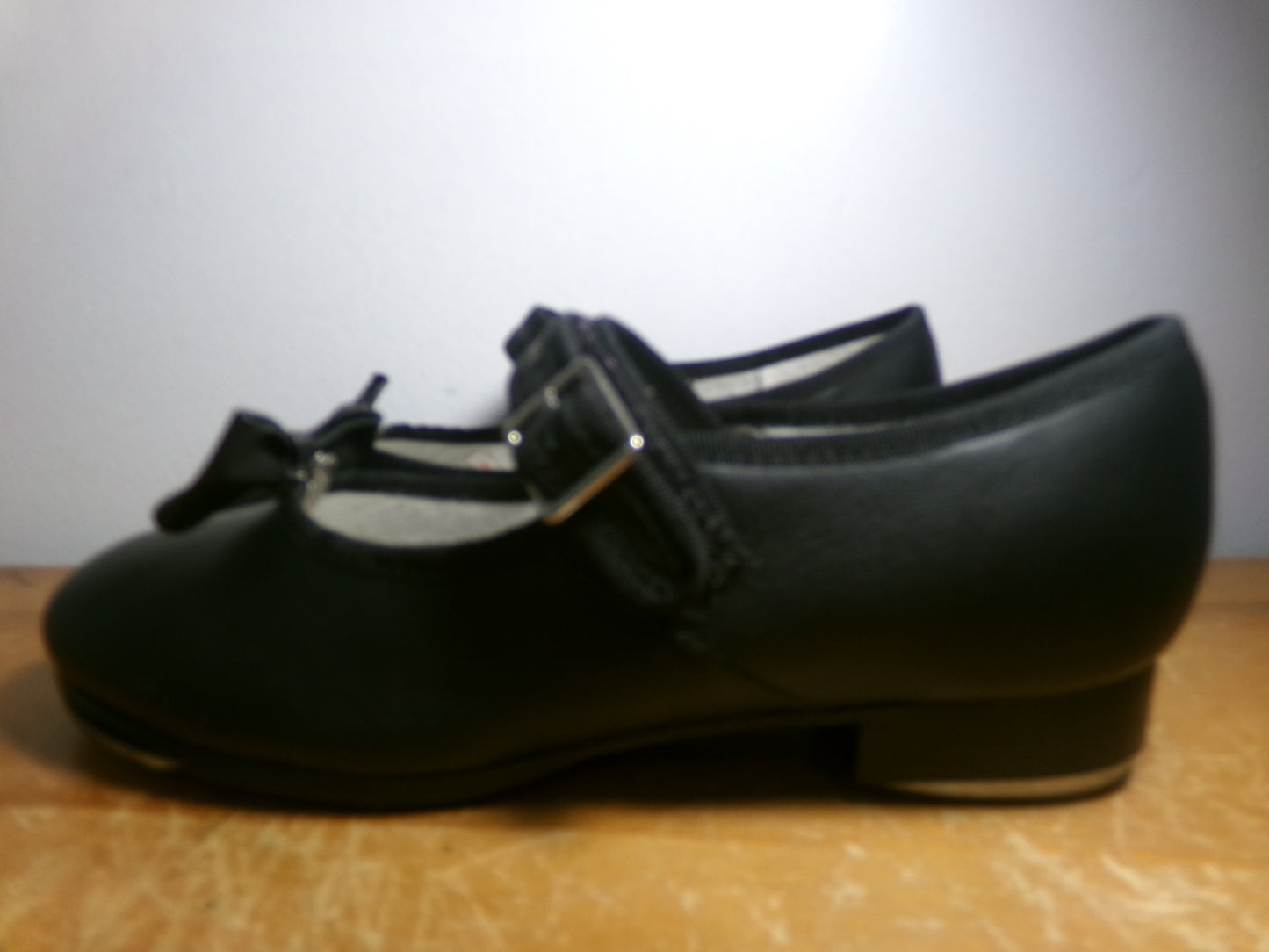 Pre-Owned Tap Shoes Capezio 3800 1M Kids Black Mary Jane Leather Easy Strap Student