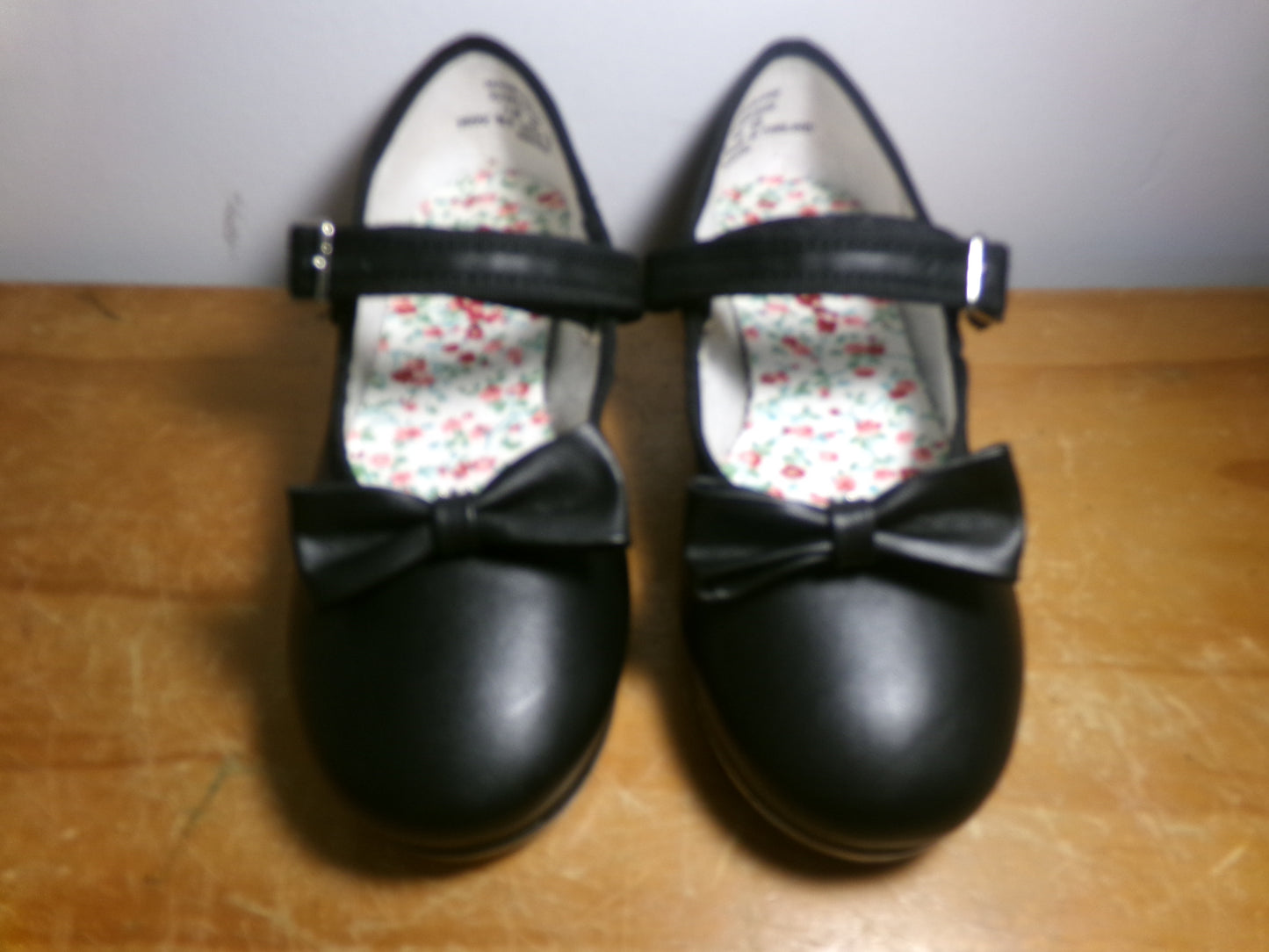 Pre-Owned Tap Shoes Capezio 3800 1M Kids Black Mary Jane Leather Easy Strap Student