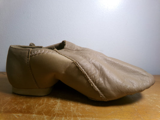 Pre-Owned Jazz Shoes So Danca JZ43 Child 13.5M Tan Pull On Leather Split Sole
