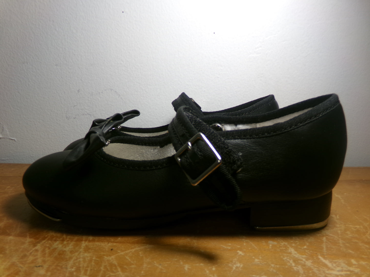 Dance Tap Shoes Capezio Kids 12M Mary Jane Leather Easy Strap Student
