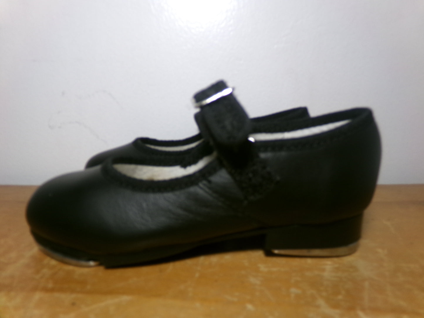 Dance Tap Shoes Capezio Child 8M Mary Jane Leather Buckle Student