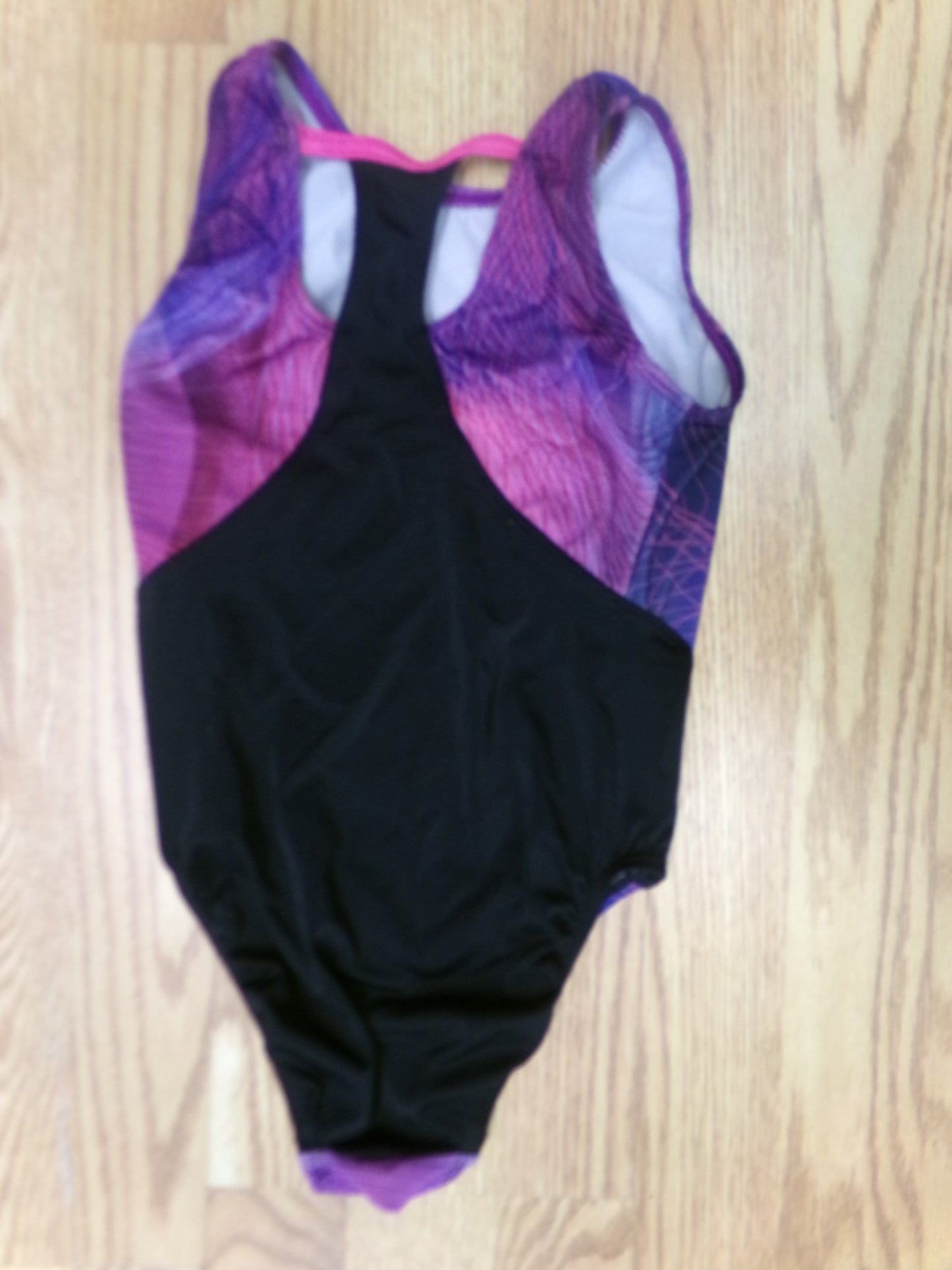 Pre-Owned Gymnastics Leotard GK Elite Simone Large Child Purple Sparkle Acro Tumbling