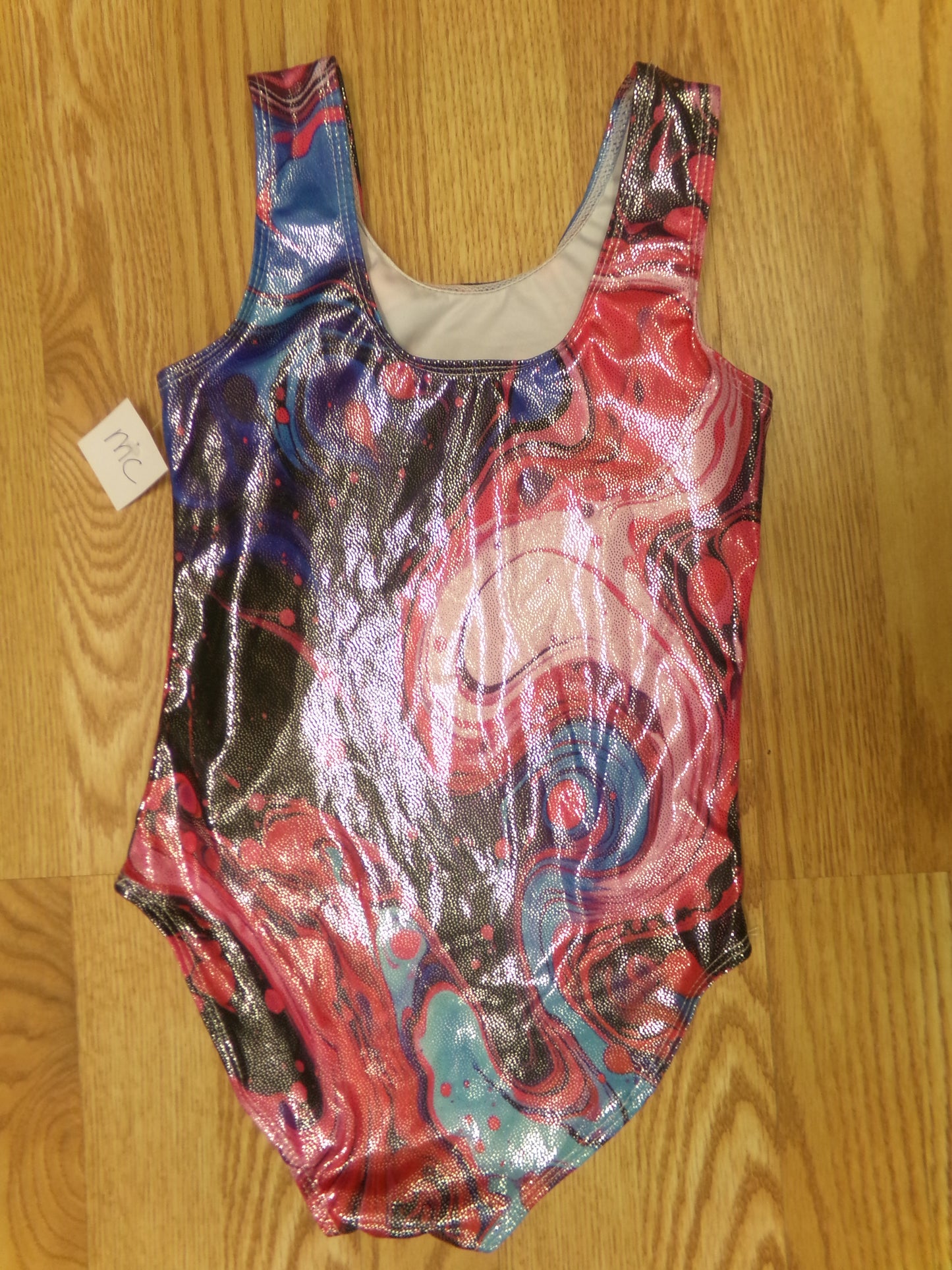 Pre-Owned Gymnastics Leotard/Shorts Medium Child Purple Hearts Gymnastics