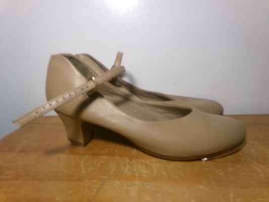 Dance Character Shoes Capezio T-Strap 561 Tan 6.5M 2" Heel Jazz Musical Theater