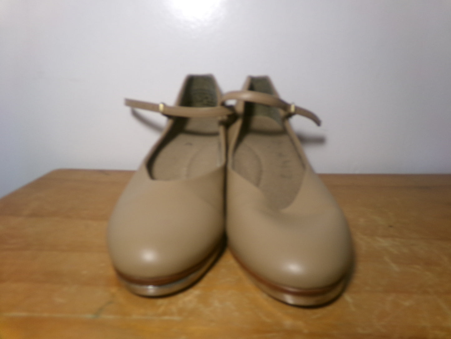 Dance Character Shoes Capezio T-Strap 561 Tan 6.5M 2" Heel Jazz Musical Theater