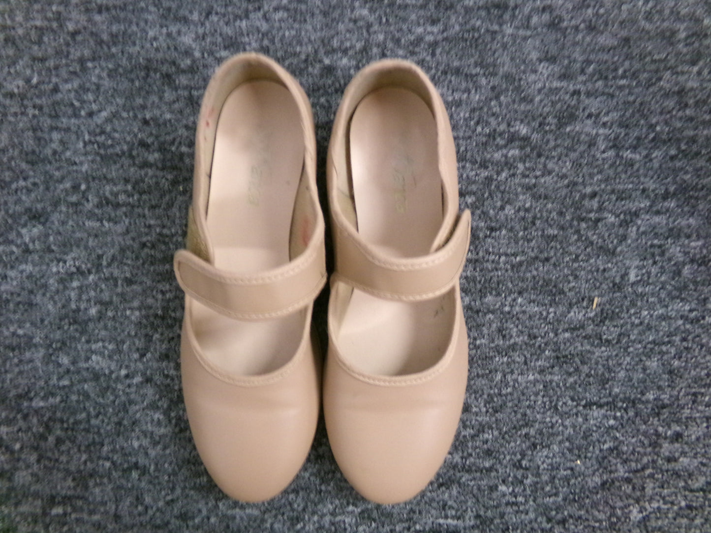 Pre-Owned Tap Shoes Adult 5.5W Tan So Danca TA38 Mary Jane Leather Loop Strap