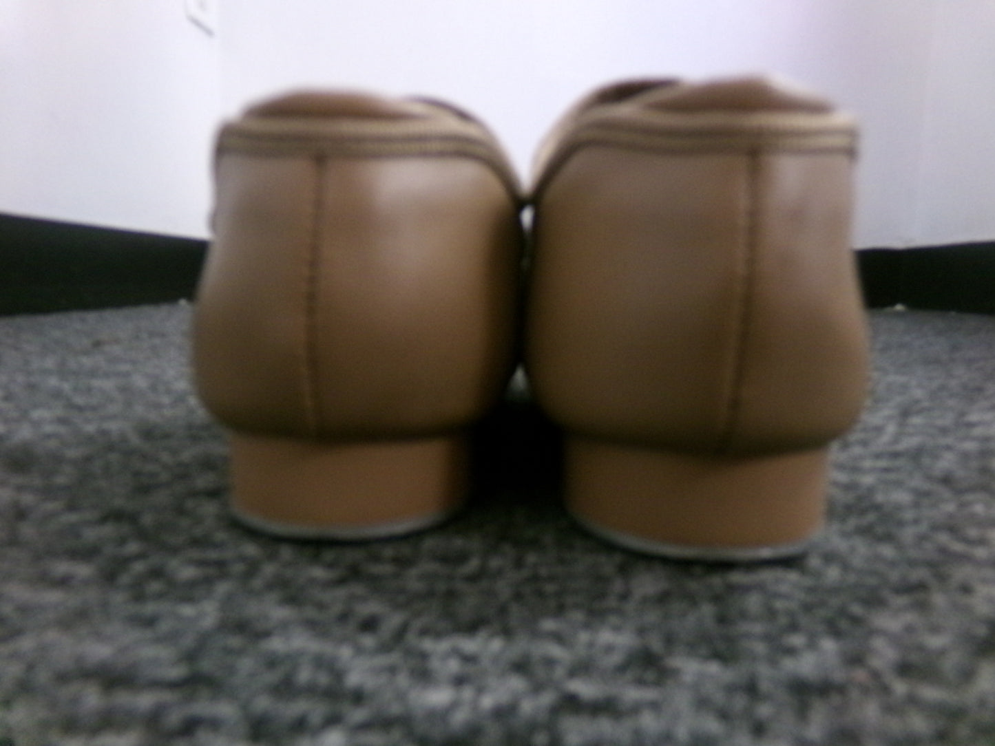 Pre-Owned Tap Shoes Danshuz Kids 1M Mary Jane Leather Loop Strap No Buckle Student (Copy)