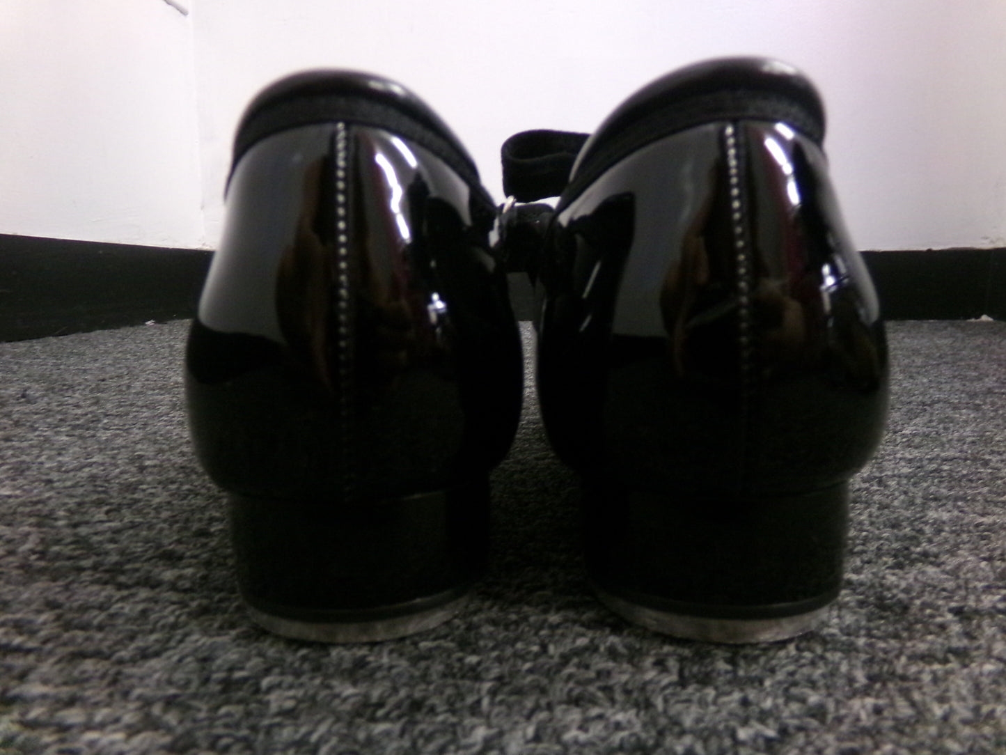 Pre-Owned Tap Shoes Freestyle Kids 4.5M Mary Jane Patent Shiny Black Loop Strap