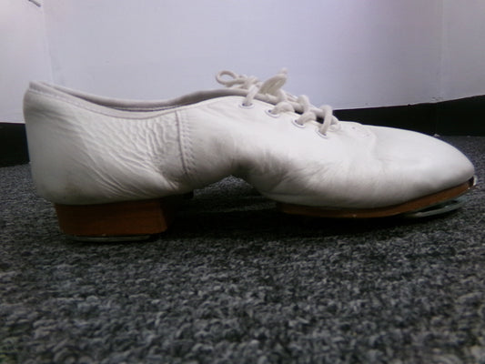 Pre-Owned Buck Clogging Shoes Steven Stompers 2.5M White Oxford Split Sole Buck Taps (Copy)