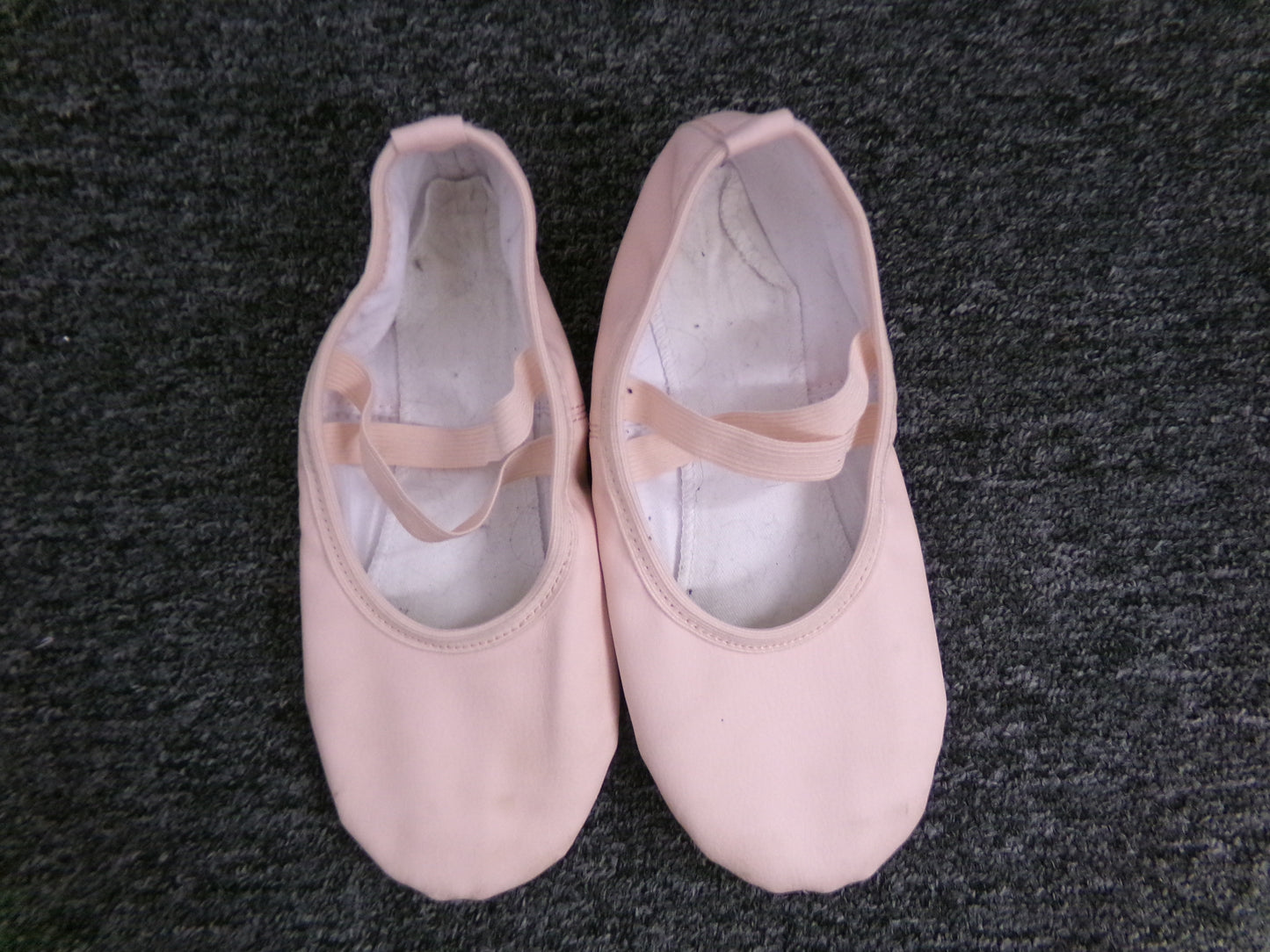 Pre-Owned Ballet Shoes Stelle Adult 5M Leather Single Strap Full Sole