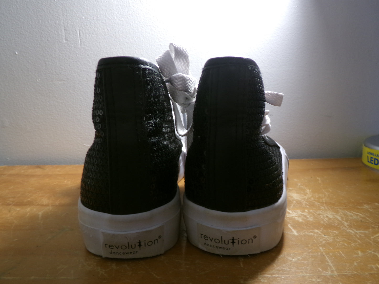 Pre-Owned Hip Hop Shoes Revolution Big Kid 4M Sequin Black