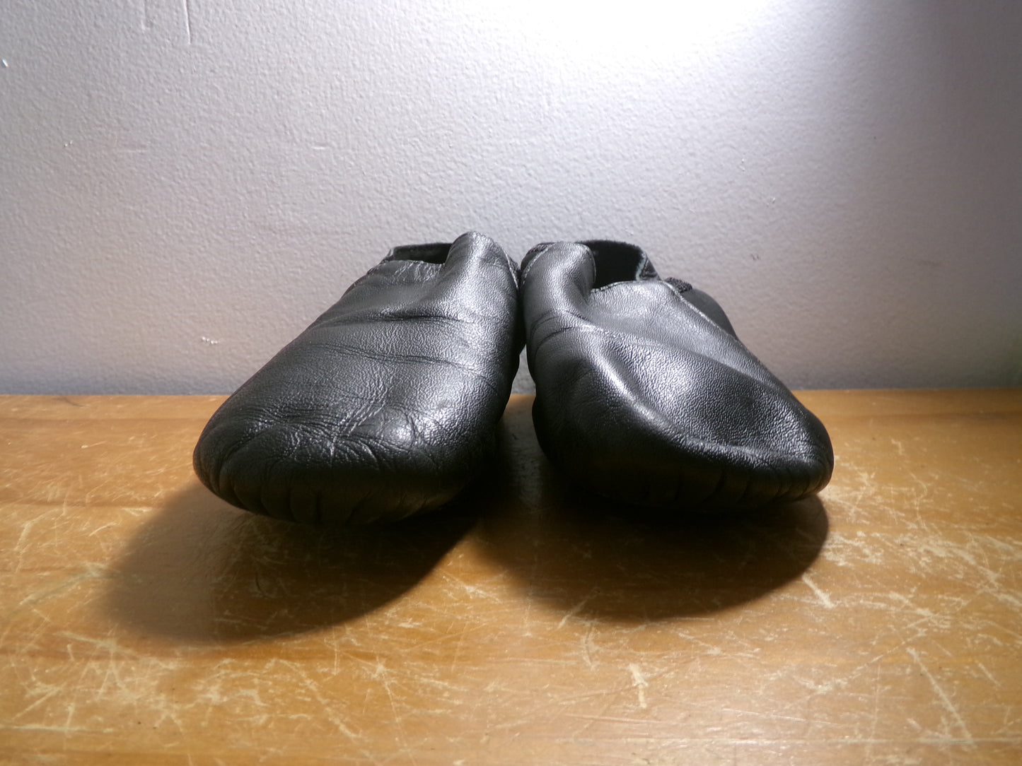 Pre-Owned Jazz Shoes So Danca JZ43 Child 4W Black Pull On Leather Split