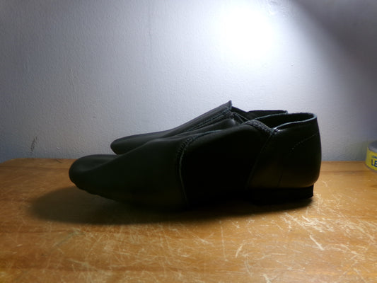 Pre-Owned Jazz Shoes Stelle Big Kid 2M Leather Slip On