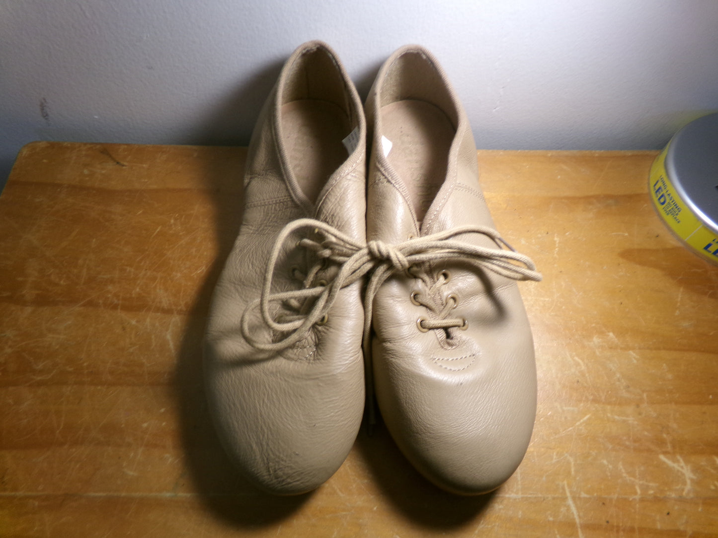 Pre-Owned Tap Shoes DanzNMotion Adult 7W Tan Oxford Leather Split Sole