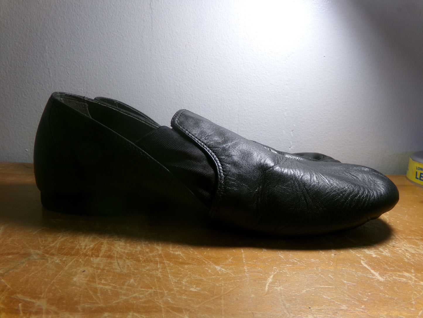 Pre-Owned Jazz Shoes ABT Adult 7M Side Elastic Leather Slip On Split Sole