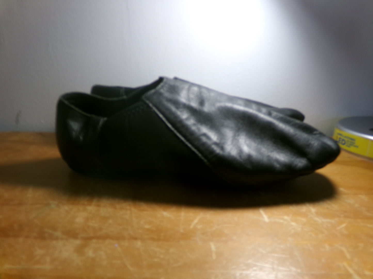 Pre-Owned Jazz Shoes So Danca JZ43 Adult 9M Black Pull On Leather Split