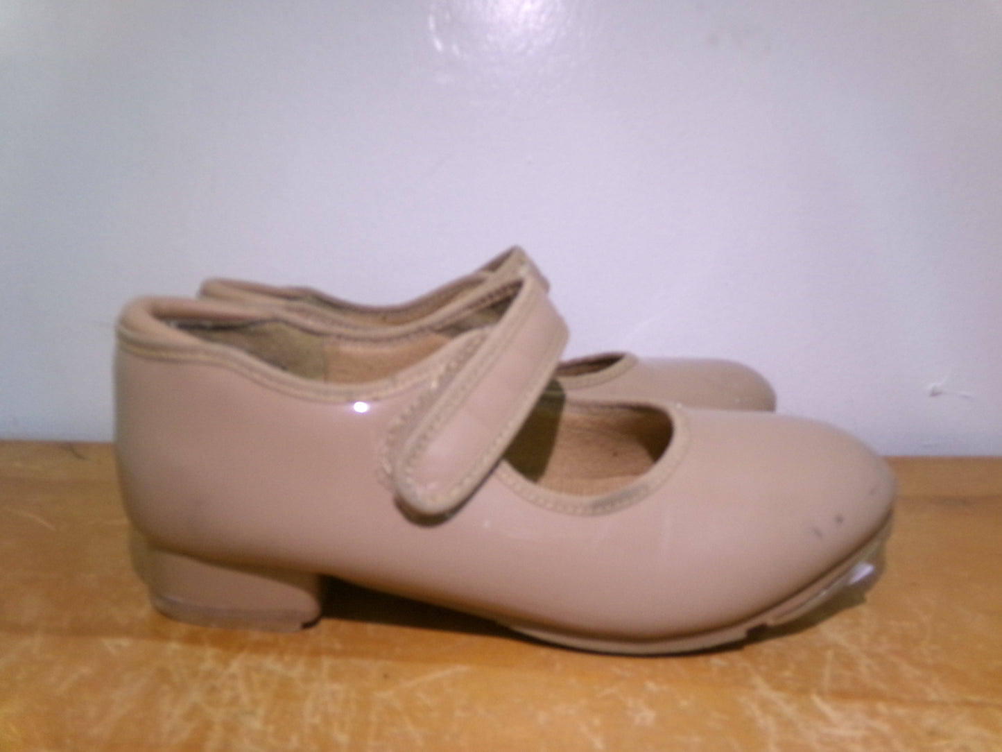 Pre-Owned Tap Shoes Tan 1.5 Youth Mary Jane Easy Strap Weissman W2600