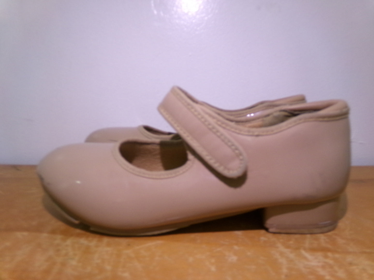 Pre-Owned Tap Shoes Tan 1.5 Youth Mary Jane Easy Strap Weissman W2600