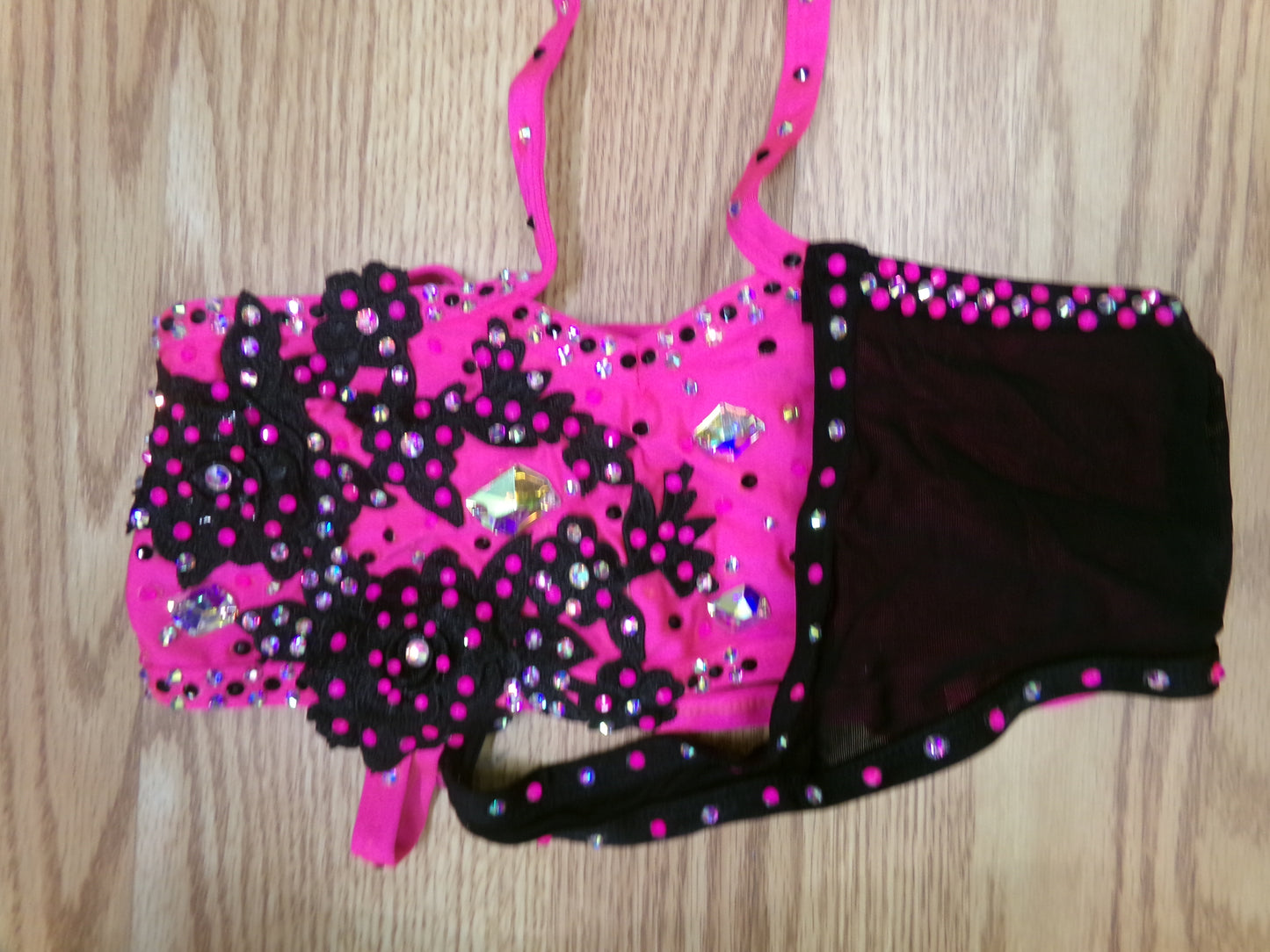 Pre-Owned Costume Dazzle Me Small Adult Pink/Black 2 PC Jazz Tap Rhinestones
