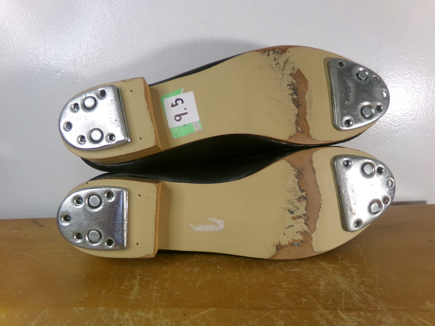 Pre-Owned Buck Clogging Shoes Steven Stompers Youth 9.5M Oxford Leather FULL Sole