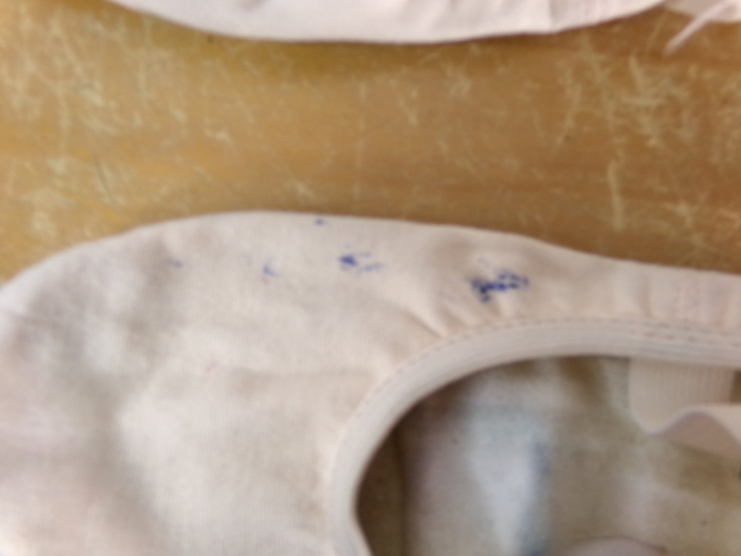 Pre-Owned Ballet Shoes So Danca SD16 7B Adult Canvas Crossing Straps Split Sole