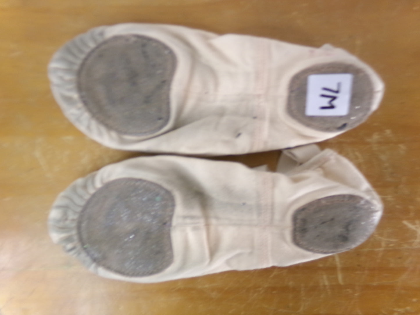 Pre-Owned Ballet Shoes So Danca SD16 7B Adult Canvas Crossing Straps Split Sole